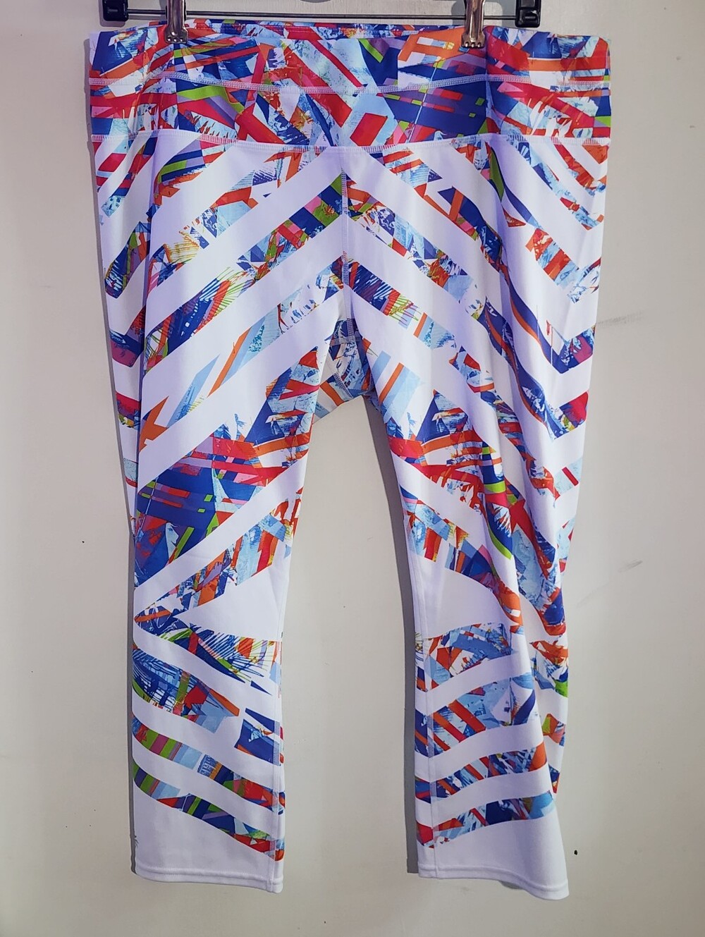 Athleta Multicolor Geometric Capri Leggings - White, Blue, Red, Orange NWOT